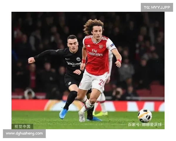 大卫路易斯：从防线到中场的全能变革与战术定位解析